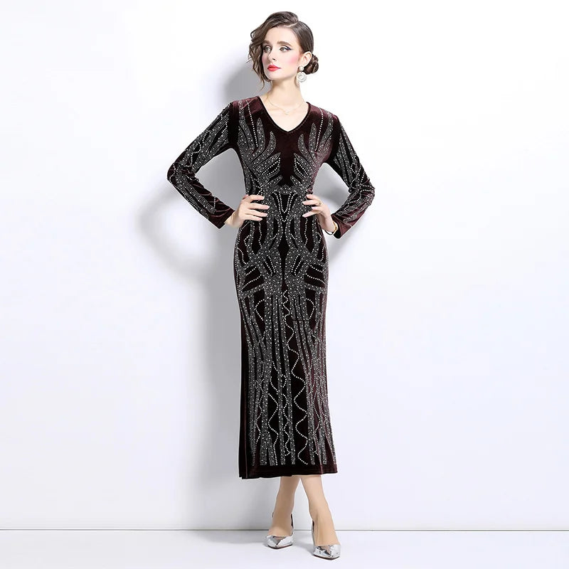 New European and American style diamond studded long sleeved V-neck velvet hip hugging dress womans clothes for 2024